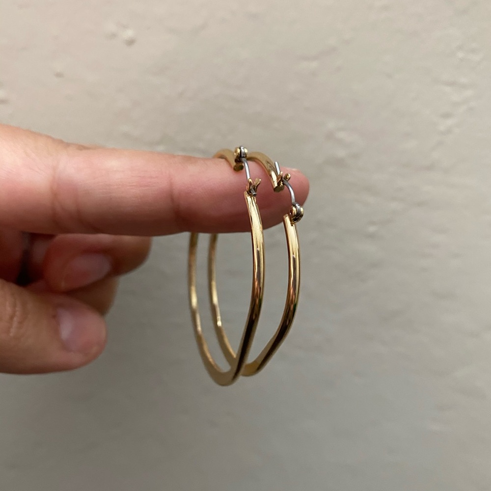Gold loop earrings - Picture 4 of 4